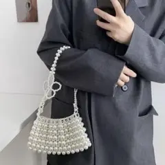 Item thumbnail for item 077a8f64-7736-4883-bb00-20e45b3d4e71