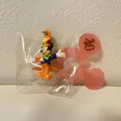 ディズニー40周年記念⭐︎お菓子に付いてるキーチェーン