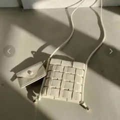 カプリシュレマージュ ホワイト 編み込みショルダーバッグ