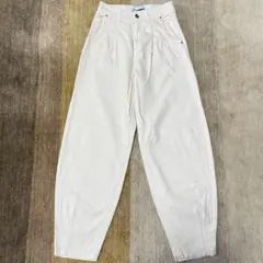 ZARA デニム ジーンズ テーパードバルーン ホワイト