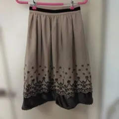 axes femme　フレアスカート サイズL　160