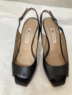 DIANA ブラック オープントゥサンダル