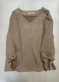 ⭐︎チャオパニック⭐︎ Vネック スエード調トップス　七分袖