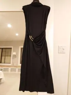SHEIN ブラックノースリーブドレープワンピースМサイズ