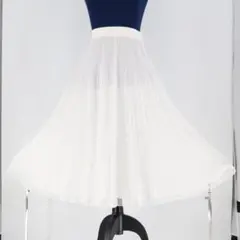 【美品 日本製 社交ダンス衣装】ホワイト Chacott スカート プリーツ 白