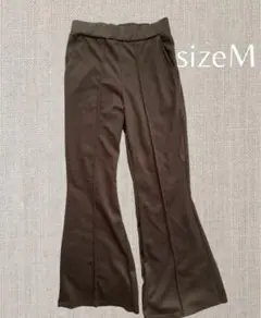 ダークブラウン フレアパンツ Mサイズ　ウエストゴム　センタープレス　秋冬