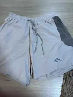 トレーニングショーツ ホワイト グレー