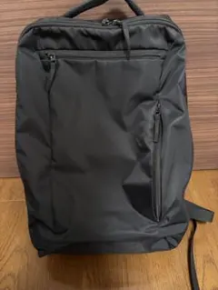 無印良品　肩の負担を軽くする　撥水ナイロンビジネスリュックサック
