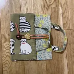 ハンドメイド 猫柄 トートバッグ 花柄 ナタリーレテ生地 他 猫フェイス