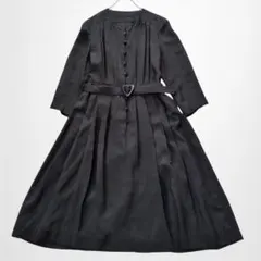 ロングワンピース タック フレア 黒 ベルト付き 薄手【訳あり】
