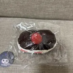 シシベベ スクイーズ 断面 いちご チョコレート ケーキ