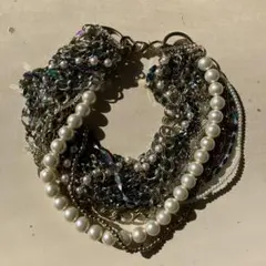 パールとクリスタルとチェーンのレイヤードネックレス（チョーカー）