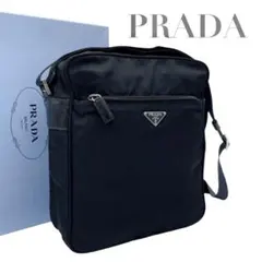 【極美品】プラダ　三角ロゴ　ナイロン　ブラック　ショルダーバッグ　5952