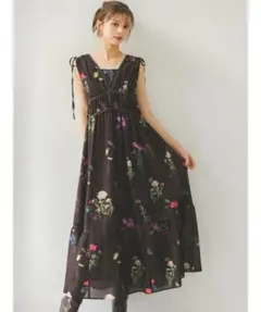 【新品】SNIDELフラワードロストディティールワンピース 0サイズ