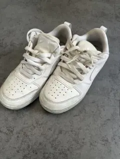 Nike DV5456-106 4Y ホワイトスニーカー　23.0cm