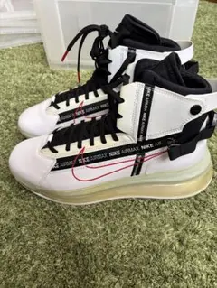 NIKE AIRMAX 720 SATURN