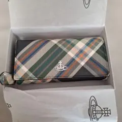 Vivienne Westwood グリーン系 チェック柄 長財布
