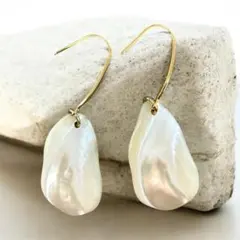 【ハンドメイド】Trochus Shell Pierce