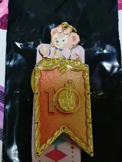 上海ディズニー10周年記念グッズ シェリーメイ フラッグマグネット