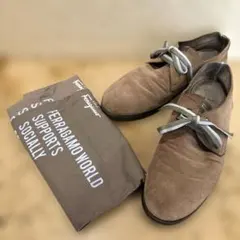 「美品」 Ferragamo メンズ靴 シューキーパー付き Yahoo!オークション -「フェラガモ シューキーパー」の落札相場・落札価格