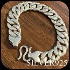 Item thumbnail for item c8762c7d-9c9c-4fcb-94ab-2a52f694be17