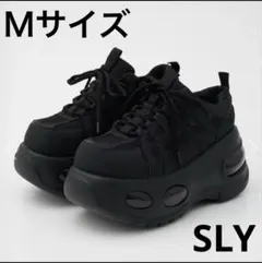 SLY スライ　厚底スニーカー　スニーカー　ブラック　Mサイズのサムネイル