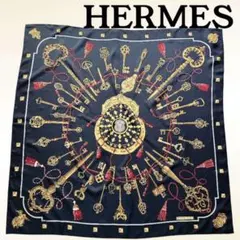 HERMÈS エルメス シルクスカーフ カレ90 ネイビー×ゴールド 鍵柄 大判のサムネイル