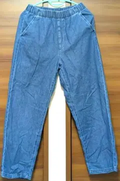 《Ｓ》無印良品 綿100% 洗いざらしデニムイージーテーパードパンツ ブルー 夏のサムネイル