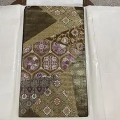 Item thumbnail for item 40fe9b90-dd77-43b9-b8dd-9c178cd8c09a