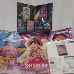 ワンピースカードゲーム　プレイマット&カードセット ナミ 、カードコレクション