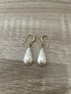 ドロップ　ピアス