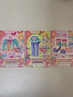 アイカツカード 初期 星宮いちご トップスボトムスシューズ セット キュート