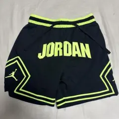 Jordan ショートパンツ 黒/蛍光グリーン