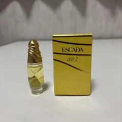 ESCADA acte 2 オードパルファム ミニボトルのサムネイル