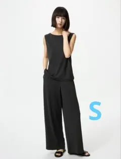 UNIQLO　クレープジャージーストレートパンツ