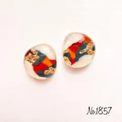 No.1857 グリーン レジンピアス イヤリング ハンドメイドアクセサリー