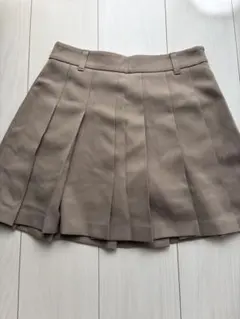 ベージュ ミニ丈 プリーツスカート gu