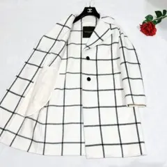 美品✨タリアトーレ STEPHAN ダブル　コート　銀ボタン　ホワイト　48 美品✨タリアトーレ STEPHAN ダブル コート 銀ボタン ホワイト 48