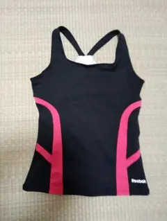 Reebok タンクトップ Mサイズ