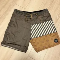 ビラボン　サーフパンツ