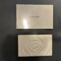 【最終価格】LANCOME アイシャドウ パレット2024クリスマスコフレのサムネイル