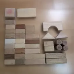 Oak Village 寄木の積木セット（37ピース）のサムネイル