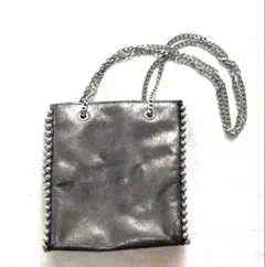 ZARA スタッズ　チェーンバッグ　シルバー　グレーのサムネイル