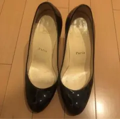 クリスチャンルブタン エナメルパンプス