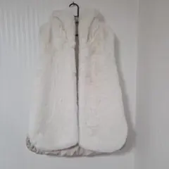 イーブス yevs 後ダウン切替ベスト 袖なし/フード付きファーダウンベスト