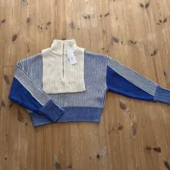 KBF レイヤード ハーフジップ ニット アイボリー×ブルー ストライプ