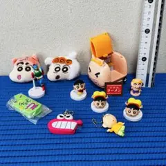 まとめ クレヨンしんちゃん ミニフィギュア マスコット 等 グッズ セット 。