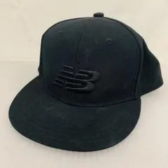7M2 ニューバランスゴルフ フラット キャップ 黒 012-3987003のサムネイル