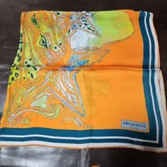 EMILIO PUCCI　シルクスカーフ