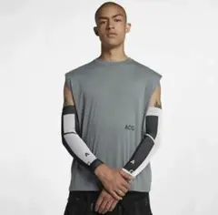 希少XLサイズ！NIKELAB ACG LEG SLEEVES acronym 希少 NIKELAB ACG ARM SLEEVES acronym - メルカリ